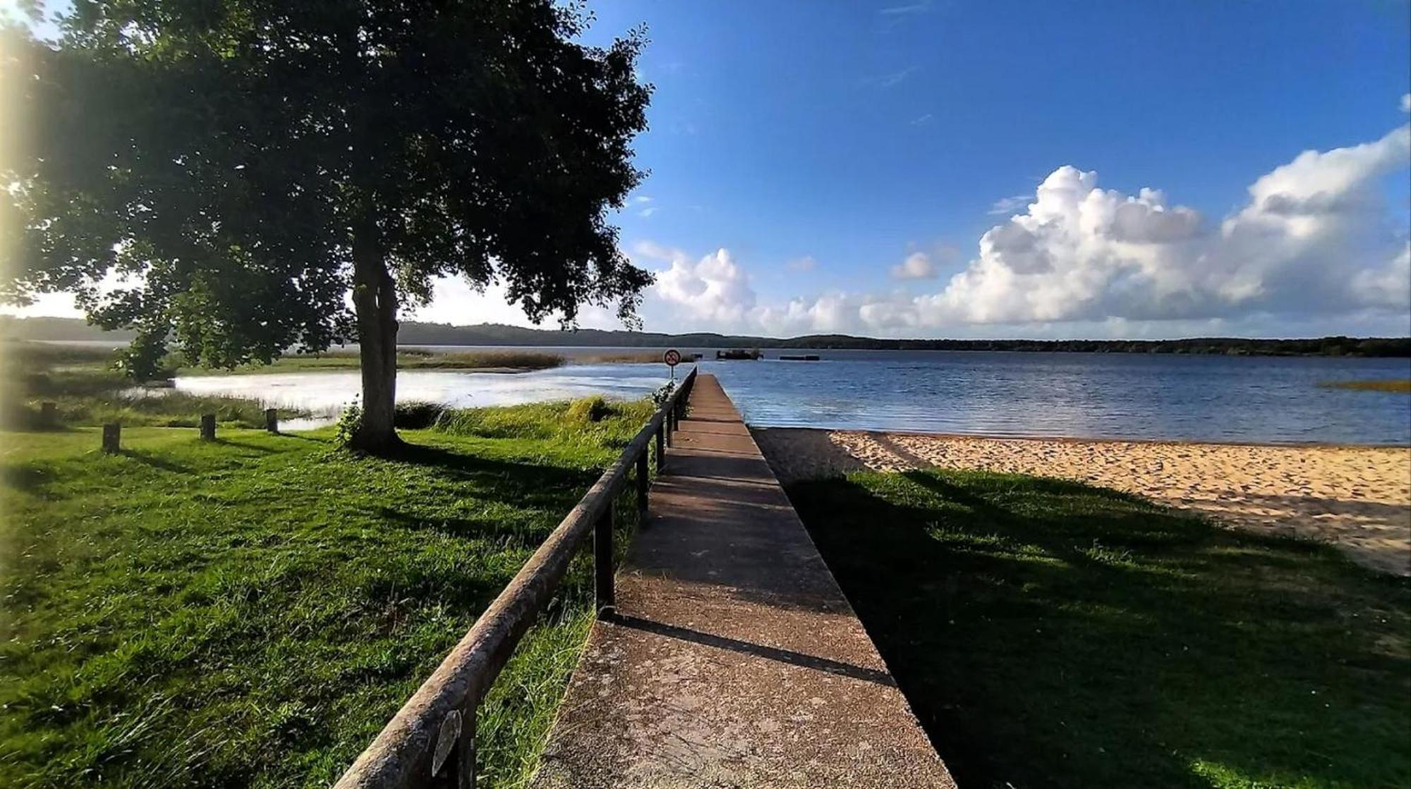 Vk Lake Aureilhan  Εξωτερικό φωτογραφία